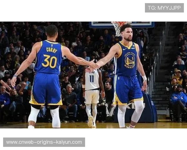 勇士防守反击，下半场完成逆转